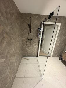Douchewand